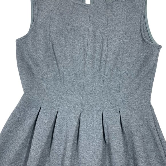 fit and flare cute sleeveless round neckline grey dress sz med Monteau - Picture 8 of 13